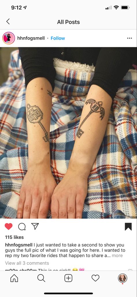 Haunted Mansion Key Tattoo, The Haunted Mansion Tattoo, Small Haunted Mansion Tattoo, Tower Of Terror Tattoo, Halloween Disney Tattoo Ideas, Haunted Mansion Wallpaper Tattoo, Thigh Disney Tattoo, Haunted Mansion Tattoo, Key Tattoo