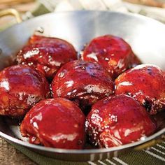 Myron Mixon’s World-Famous Cupcake Chicken recipe Cupcake Chicken, Bbq Pitmasters, Big Green Egg Recipes, Green Egg Recipes, Smoked Meat Recipes, Smoked Chicken, Smoked Food Recipes, Cooking On The Grill, Bbq Chicken