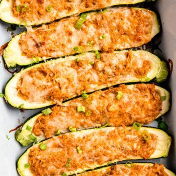 Buffalo Chicken Zucchini Boats - The Oregon Dietitian Buffalo Chicken Zucchini Boats, Vegetarian Zucchini Boats, Buffalo Chicken Zucchini, Chicken Squash, Zucchini Boat, Boat Recipes, Turkey Zucchini, Crock Meals, Cottage Recipes