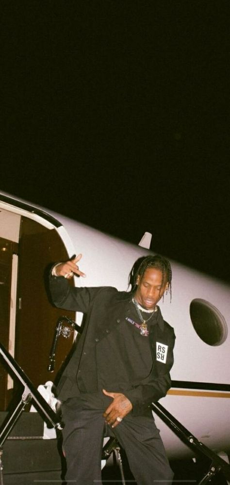 Travis Scott Wallpaper Explore more American, Jacques Bermon Webster II, Kid Cudi, Producer, Rapper wallpaper. https://www.whatspaper.com/travis-scott-wallpaper-32/ Travis Scott Wallpapers Iphone, Travis Scott Iphone Wallpaper, Kylie Travis, Home Gym Design Garage, Travis Scott Wallpapers, Rap Wallpaper, Rap Aesthetic, Kid Cudi, Alexa Device