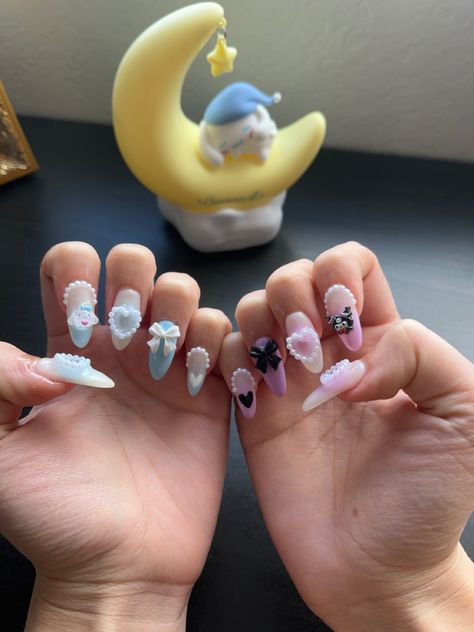 Acrylic Nails Cinnamoroll, Cinnamon Rolls Sanrio Nails, Cinnamon Roll Nails, Pompompurin Nails, Sanrio Nail Inspiration, Sanrio Acrylic Nails, Pochacco Nails, Cinnamoroll Nails, Cinnamon Roll Acrylic Nails Sanrio