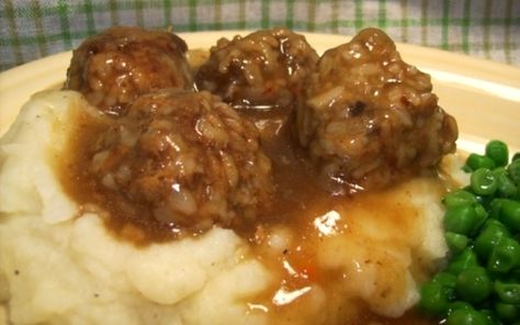 Rice-A-Roni Meatballs & Gravy Meatball Gravy Recipe, Ricearoni Recipes, Meatballs Gravy, Porcupine Meatballs, Meatballs And Gravy, Meatballs And Rice, Rice A Roni, Over Mashed Potatoes, Vancouver Food