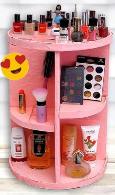 Diy Organizer Cardboard, Cardboard Crafts Diy Organizer, Simple Room Decor Ideas Easy Diy, Diy Makeup Organizer Cardboard, Diy Cardboard Organizer, Recycle Cardboard, Diy Makeup Organizer, Diy Para A Casa, Craft Organization Diy