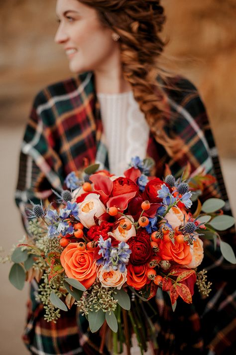 Fall Reception, Winter Wedding Ceremony, Cozy Winter Wedding, Imago Dei, Winter Bridal Bouquets, Winter Wedding Ideas, Orange Bouquets, Urban Wedding Venue, Winter Wedding Decorations