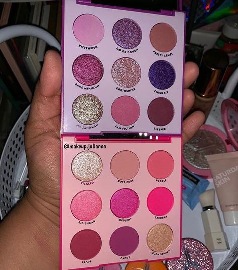 ColourPop Cosmetics (@colourpopcosmetics) • Instagram photos and videos Eye Makeup Red Dress, Eye Shadow Application, Eye Color Chart, High Pigment Eyeshadow, Trendy Eyeshadow, Purple Palette, Iris Painting, Smokey Eyeshadow, The Emoji