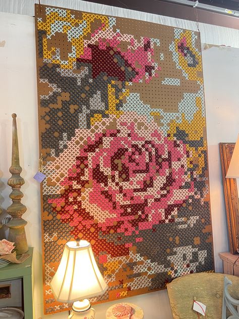 Huge Embroidery Art, Perforated Plywood, Folk Art Flowers, Beaded Cross Stitch, Folk Embroidery, Crafty Craft, Crafty Diy, Peg Board, Embroidery Inspiration