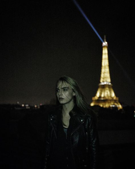 @ caradelevingne : Parisian Nights ... by @jr _Apr 2-2016. Cara Delevingne Aesthetic, Cara Delevingne Wallpaper, Lineisy Montero, Mystery Film, Catwalk Models, Gal Pal, Cara Delevingne, Aesthetic Wallpaper, World Of Fashion