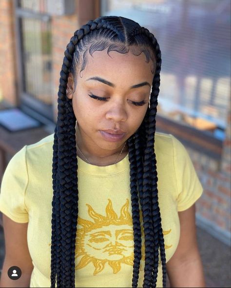 Braids Ideas, Middle Part Hairstyles, Big Box Braids Hairstyles, Feed In Braids Hairstyles, Braids Hairstyles Pictures, Quick Braided Hairstyles, Cool Braid Hairstyles, Cool Braids, Beautiful Braids