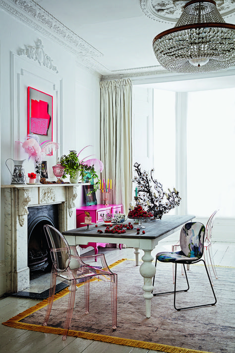 Baroque Interior, Modern Baroque, Dining Room French, Jenna Lyons, Baroque Decor, A Punk, Fancy Houses, Eclectic Interior, Fireplace Design