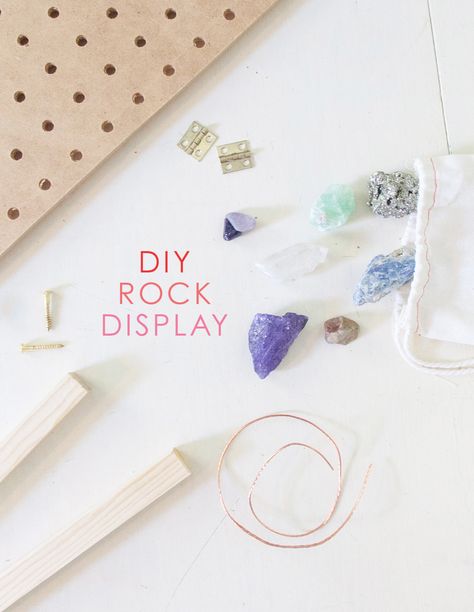 Diy Rock Display, Arrowhead Display, Rock Collection Display, Rock Display, Lay Baby Lay, Pegboard Organization, Custom Shadow Box, Diy Display, Collection Display