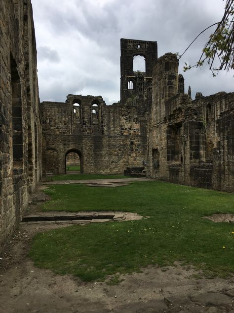 Photo of Kirkstall Abbey, Leeds, West Yorkshire England. The ruined abbey once housed many monks until demolished by Henry VIII. Leeds Architecture, Kirkstall Abbey, England Art, Leeds England, England Trip, Architecture Ideas, Castle Ruins, Henry Viii, Two Best Friends