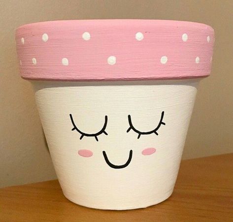 Terracotta Pots Paint, Plant Pot Painting Ideas Easy, Small Pot Painting Ideas Creative, Plant Pots Crafts, Terra Cotta Pot Crafts Diy, Diy Pottery Painting, Flower Pot Art, Pot Painting, Terra Cotta Pot Crafts