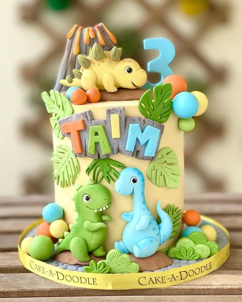 CakeaDoodle By NimithaMoideen on Instagram: “Cute Dino. Express it with a cake @cakeadoodle.qa #cake #cakedecorating #cakes #birthdaycake #chocolate #food #dessert #cakesofinstagram…” Dinosaur Cakes For Boys, Dino Birthday Cake, Doodle Cake, Dinosaur Birthday Theme, Dinosaur Birthday Party Decorations, Dino Cake, Dinosaur Birthday Cakes, Cute Dino, Dinosaur Themed Birthday Party