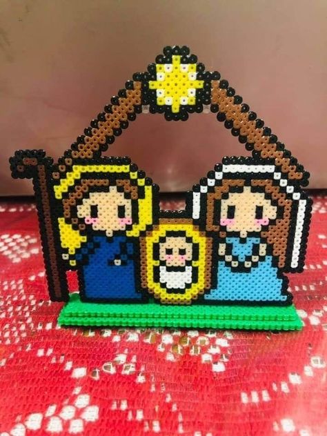 Nativity Perler Bead Patterns, Perler Bead Nativity, Holiday Perler Beads, Hama Beads Patterns Christmas, Perler Bead Patterns Christmas, Perler Bead Christmas Ornaments, Christmas Hama Beads, Perler Beads Christmas, Christmas Perler Bead Patterns