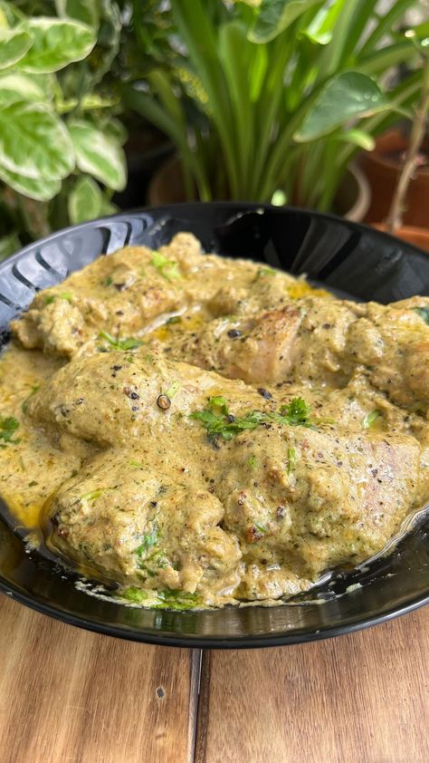 Afghani Chicken, Afghani Chicken Curry, Malai Chicken, Pepper Powder, Green Chilli, Chicken Lovers, Snap Food, Indian Dishes, Curry Chicken