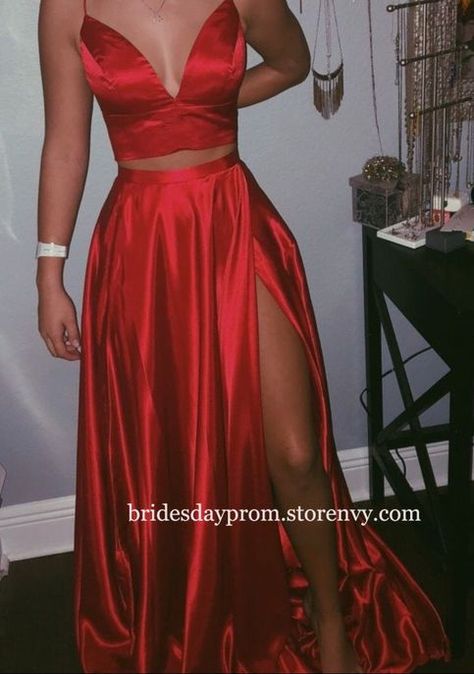 ecd62de20ea67e1c2d933d311b08178adesc48049329ri Gorgeous Wedding Dress Princesses, Red Prom Dresses, Red Dress Costume, Hoco Dresses Tight, Red Dress Long, Hoco Dresses Short, Spaghetti Strap Prom Dress, Red Dresses Classy, Satin Evening Dresses