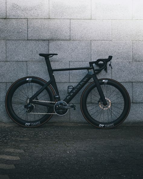 Riders Republic, Cycle Aesthetic, Road Bike Photography, Canyon Aeroad, Pinarello Dogma, Future Aesthetic, Car Game, Bike Aesthetic, Trek Bikes