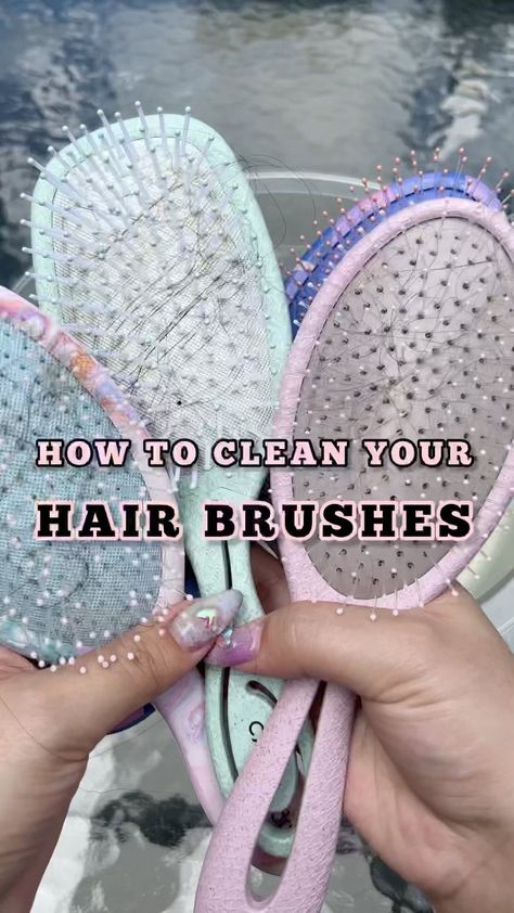 kayscurlies on Instagram: How to clean your hair brushes ✨ I know it’s been a while since you last washed yours 👀 🪷 Washing your hair brushes is just like washing… How To Clean Your Hairbrush, How To Clean Hair Brushes, Clean Hair Brush, Hair Brush Cleaning, Clean Hairbrush, Washing Your Hair, Brush Cleaning, Hair Brushes, Clean Hair