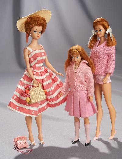 Barbie Styles, Chic Dressing, Barbie 90s, Dress Barbie Doll, Vintage Barbies, Barbie Clothing, Skipper Doll, Barbie Family, Busy Morning