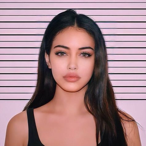 Questions For Girls, Pretty Nose, Wide Face, Cindy Kimberly, Nose Job, Model Aesthetic, Aesthetic People, Aesthetic Hair, Beauty Face