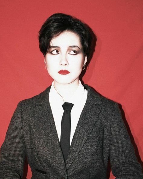 80s Gothic Makeup, 80s New Wave Hair, New Wave Makeup 80s, 80s New Wave Fashion, New Wave Outfits, New Wave Hair 80's, New Wave Aesthetic, New Wave Hair, New Wave Makeup