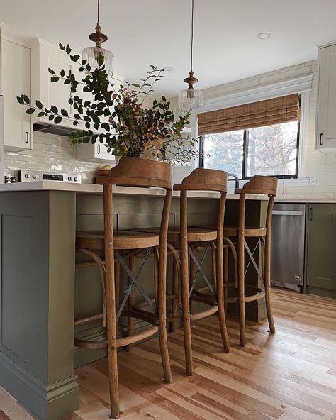 Natalie Paquin, Old Farmhouse Interior, Farmhouse Bar Stools, Farmhouse Stools, Scandinavian Farmhouse, Canadian Thanksgiving, Old Bar, Vintage Bar Stools, Modern Cottage