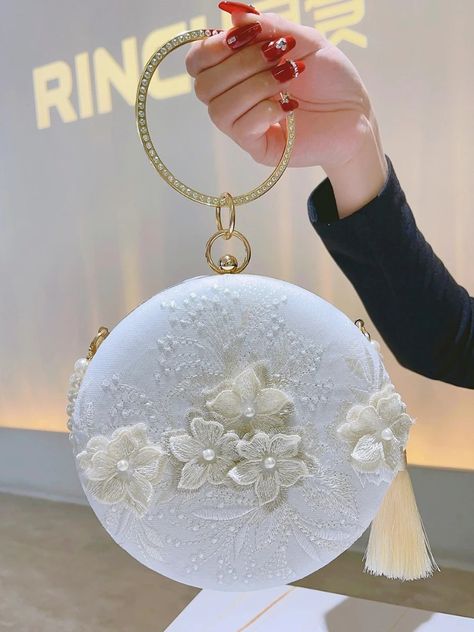 Wedding Purse For Bride, Purse For Bride, Wedding Flower Decor, Bride Purse, Wedding Party Flowers, Circle Bag, Perfect Bride, Wedding Purse, Bag Elegant