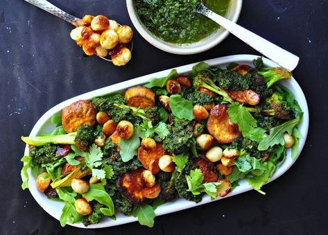 Honey Toasted Macadamia Nuts & Crispy Broccoli Salad — Sheridan Joy Quick Meals To Cook, Crispy Broccoli, Nut Salad, Paleo Friendly Recipes, Gluten Free Salads, Crispy Sweet Potato, Honey Toast, Green Eating, Wheat Free Recipes