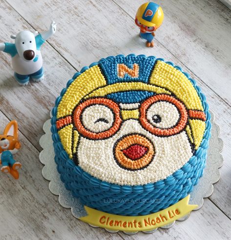 Pororo buttercream cake Pororo Cake, Cake Bear, Dedication Invitations, Cakes Decorated, Birthday Cartoon, 3rd Birthday Cakes, Cartoon Cake, Simple Cake, 3d Cake