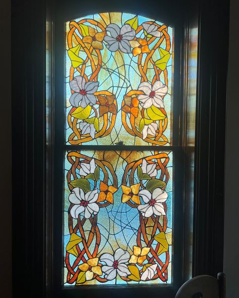 I’m obsessed with stained glass windows lately! There is also an amazing one at Blue Sky I missed, but where are your favorites? 1&2 @havishamhouse 3. @kitehillvineyards 4. @blueskyvineyard #southernillinois #southernillinoistourism #southernillinoisnow #stainedglass #stainedglassart #stainedglasswindow #stainedglasslamp Window Flowers, Southern Illinois, Flowers Blue, Stained Glass Window, Stained Glass Art, Stained Glass Windows, I Missed, Blue And Green, Glass Window