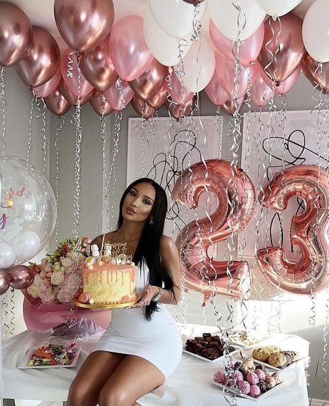 28th Birthday Ideas For Women, 23rd Birthday Decorations, 19 Bday, 28th Birthday Ideas, Birthday Ig, Jordan Year, 22nd Bday, Birthday Behavior, Birthday Room