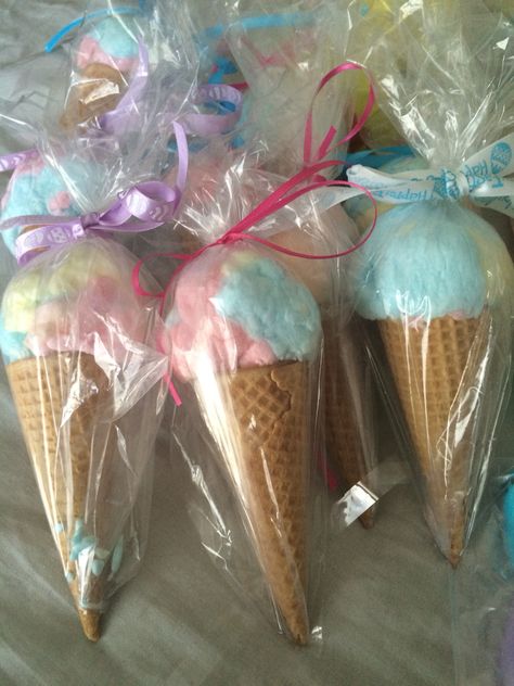 Cotton Candy Ice Cream Cones Easter ideas by Toya.T Cotton Candy Favors, Ice Cream Birthday Party Theme, Ice Cream Party Favors, Cotton Candy Cone, Cotton Candy Party, Candy Themed Party, Candy Cone, Candy Birthday Party, Popcorn Party