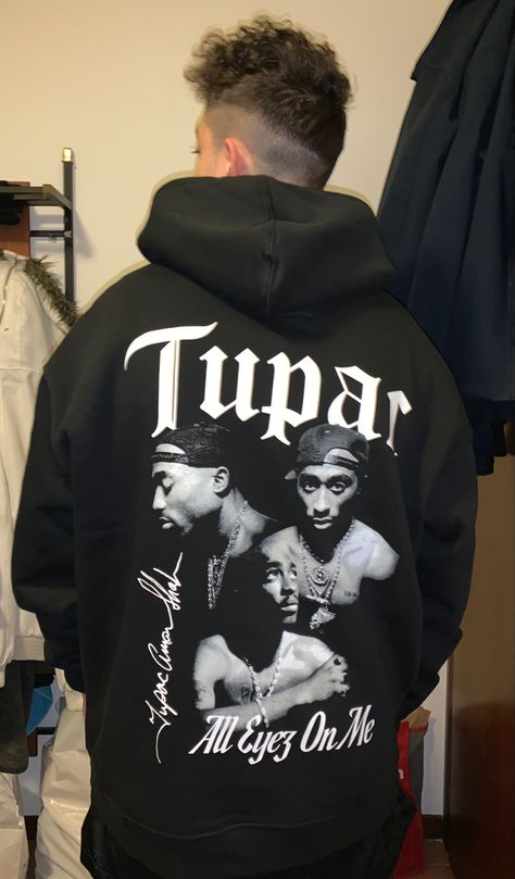 2pac Hoodie, Stylish Hoodies, Drop Shoulder Tee, Selling Clothes, Tupac, Dream Clothes, Funny T, Vintage Tshirts, Black Hoodie