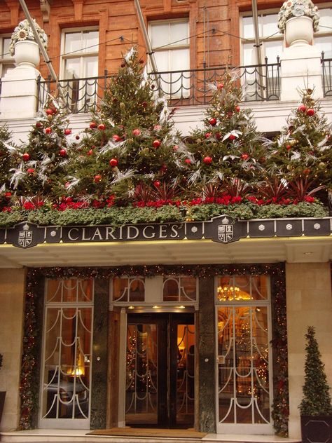 Claridges: London art deco | Flickr - Photo Sharing! Claridges London, London Terrace House, Empress Eugenie, Claridges Hotel, British Christmas, Christmas In England, English Christmas, Christmas In The City, London Christmas