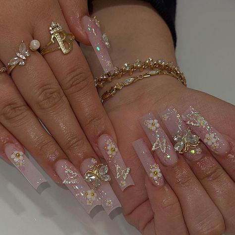 Faster shipping. Better service Fake Nails White, Birthday Nail Designs, China Nails, Glitter Manicure, Pink Bow Tie, Ballerina Nails, Nail Length, Birthday Nails, Nail Art Hacks