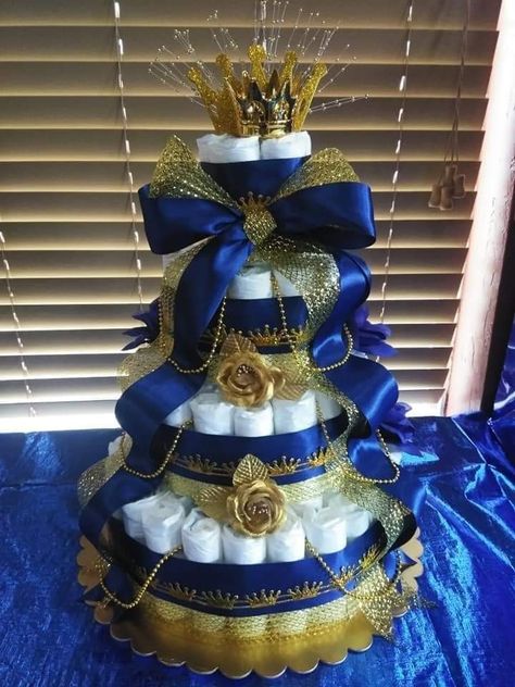 Royal Blue Baby Shower Ideas, Royal Blue And Gold Baby Shower Ideas, Blue Baby Shower Decorations, Navy Baby Showers, Baby Shower Nails, Baby Diaper Cake Boy, Prince Theme, Royal Baby Showers, Diaper Cake Boy