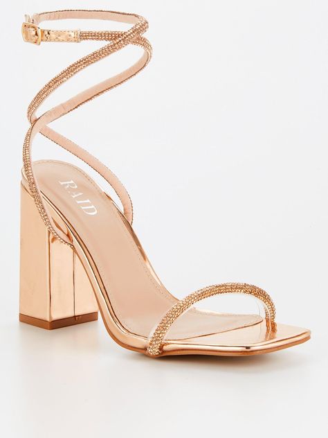 Rose Gold Heels Wedding, Rose Gold Shoes Heels, Quince Heels, Quince Stuff, Birthday Style, Rose Gold Shoes, Rose Gold Heels, Rose Gold Sandals, Prom Inspo