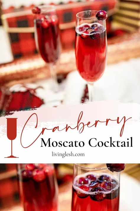 Cranberry Moscato Cocktail | LivingLesh.com @livinglesh #holiday #cocktail #moscato #christmas Moscato Cranberry Punch, Cocktail With Moscato, Moscato Christmas Drinks, Moscato Cocktails, Moscato Drinks, Moscato Punch, Christmas Cocktails Easy, Unsweetened Cranberry Juice, Rose Drink