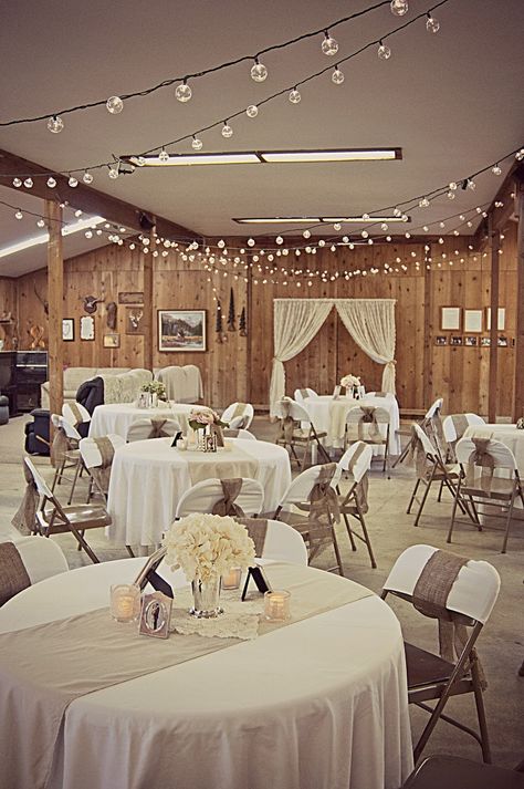 White Chair Covers, Happy Hollow, Banquet Chair Covers, Folding Chair Covers, Metal Folding Chairs, Barn Wedding Reception, Cheap Chairs, Wedding Country, Barn Reception