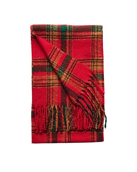 Stay cosy and stylish with our oversized tartan scarf! 🙌 This unisex favourite comes in red & green or brown & green and is made from the softest wool-viscose blend. Perfect for him, her, or anyone who loves a classic look with a twist! 🍁💚 ➡️ Free delivery included! Tap to shop now and get wrapped up for the season! 🎉 #WinterFashion #CosyStyle #UnisexScarf #AurorasArray #WarmUp #GiftReady #TartanTrend #UnisexFashion #WinterEssentials Plain Scarves, Reversible Scarf, Tartan Scarf, Classic Brown, Lightweight Scarf, Scarf Hat, Silver Gifts, Winter Essentials, Tartan Pattern