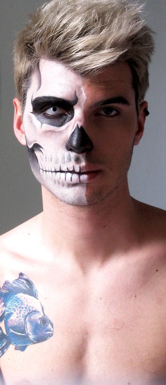 Mens Halloween Makeup, Halloween Gesicht, Halloweenský Makeup, White Face Paint, Dead Makeup, Make Up Halloween, Skeleton Makeup, Sugar Skull Makeup, Halloween Tattoo