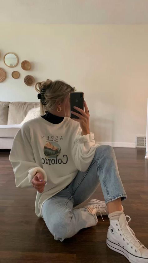 Surfergirl Style, Chique Outfits, Cold Outfits, Neue Outfits, Outfits With Converse, Winter Trends, American Beauty, Mode Inspo, Cute Simple Outfits