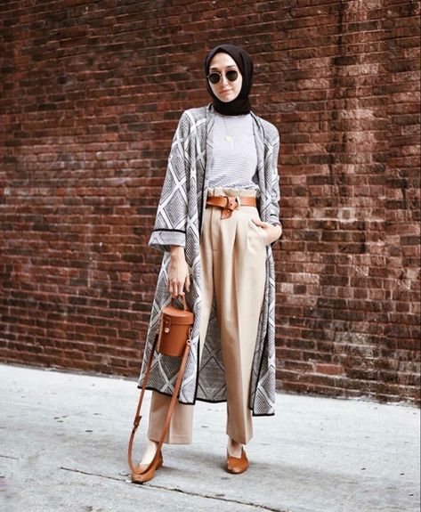 Work Outfits Hijab, Long Cardigan Outfit Hijab, Outfit Ideas With Hijab, Cardigan Outfit Hijab, Cardigan Outfit Summer, Hijab Outfit Summer, Cardigan Outfit Ideas, Long Cardigan Outfit, Long Oversized Cardigan