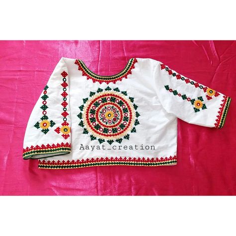 Rabari Work Blouse Design, Bavaliya Work Blouse, Rabari Work Blouse, Sadu Bharat Blouse, Sadu Work Blouse, Kutchi Work Blouse, Sadu Bharat, Kutchi Work, Mirror Work Blouse Design