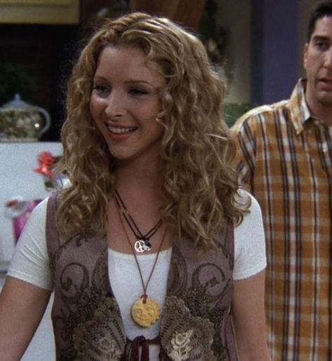 Phebe Buffay, Phoebe Buffay Jewelry, Whimsigoth Moodboard, Phoebe Buffay Style, Lisa Kudrow Friends, Phoebe Buffay Outfits, Banana Hammock, Friends Phoebe, Lisa Kudrow