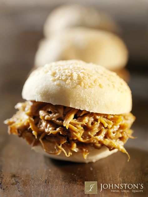 40 Creek Whiskey Pulled Pork BBQ - Johnston's Pulled Pork Rub, Perfect Pulled Pork, Barbecue Pulled Pork, Pork Bbq, Pulled Pork Recipe, Pork Rub, Crockpot Pulled Pork, Pork Shoulder Roast, Smoked Pulled Pork