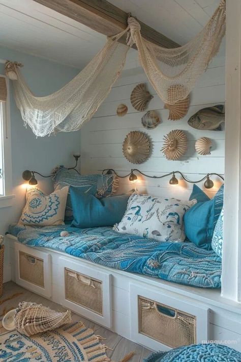 Beach Room Theme, Sea Inspired Room, Beach Room Decor Bedroom, Room Inspo Beachy, Sea Room Decor, Beachy Room Ideas, Beach Room Ideas, Sea Themed Bedroom, Bedroom Ideas Coastal