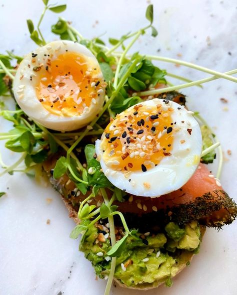 Lox Toast, Soft Boiled Egg, Toast Toppings, Pescatarian Recipes, Boiled Egg, Food Photo, Avocado Toast, Food Inspiration, Food Ideas