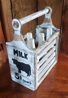 Mini Crate Ideas, Wood Crates Diy, Dollar Tree Mini Crate Ideas, Dollar Tree Crates, Miniature Architecture, Dollar Tree Farmhouse, Crate Crafts, Diy Farmhouse Ideas, Shell Painting