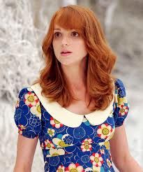 bright and funky Celebrity Faceclaims, Small Celebrities, Jayma Mays, Catherine Bach, Natural African American Hairstyles, Pretty Redhead, Red Shades, Soft Gamine, Movie Info